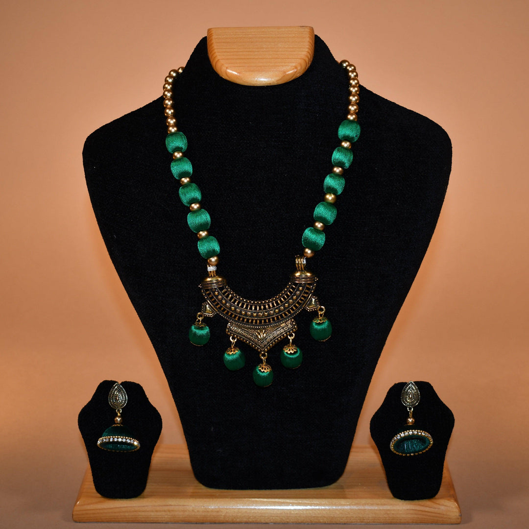 Green Necklace with matching earrings