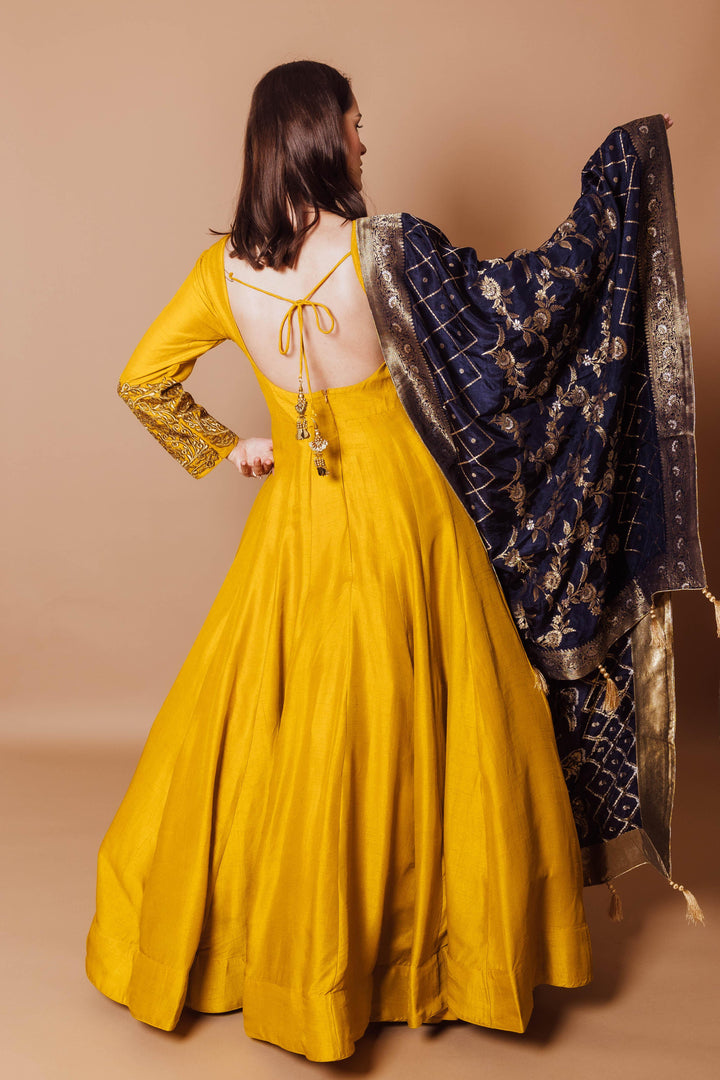Vaila Yellow Gown with Jacquard Silk Drape - Raas