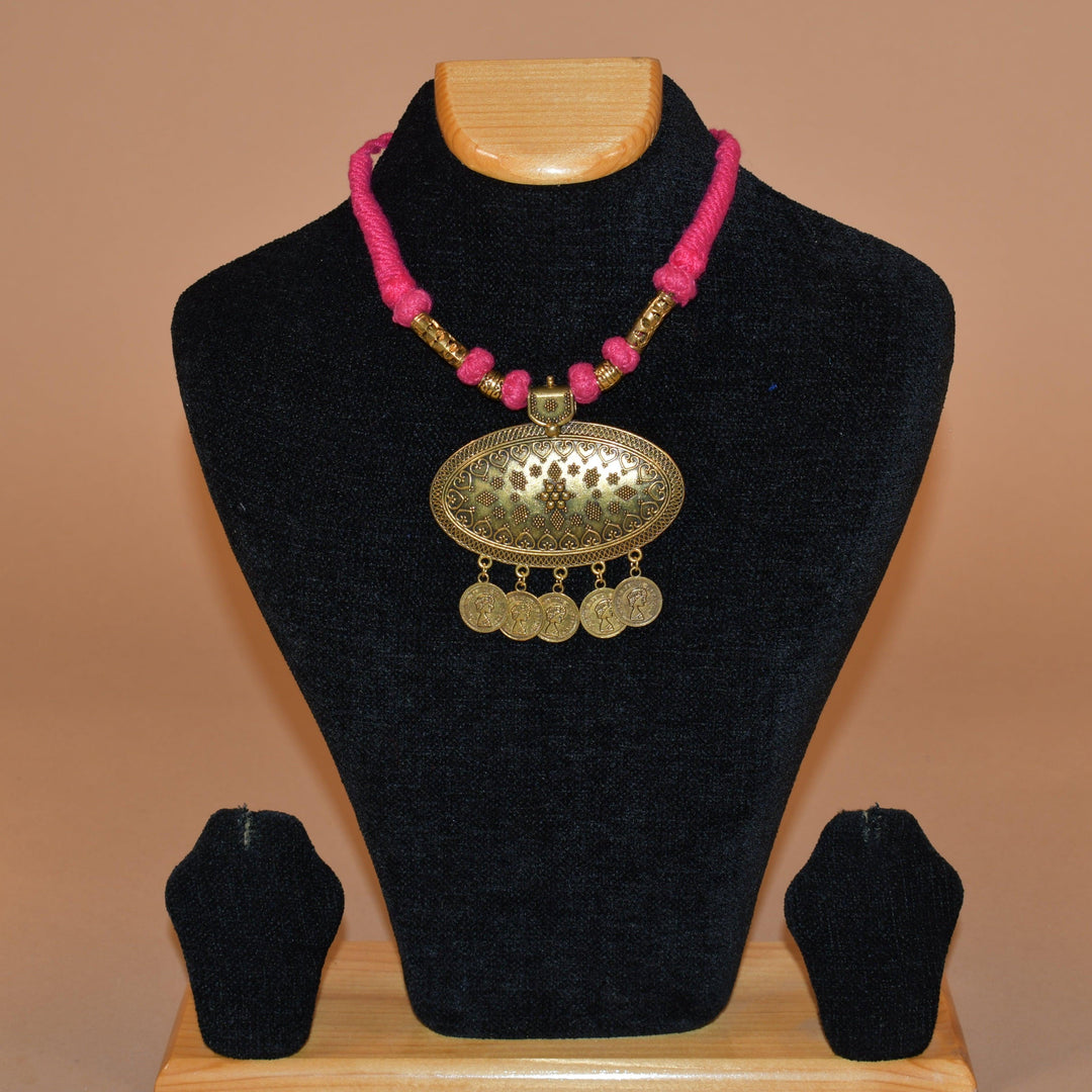Shade of Pink Oval Necklace Set