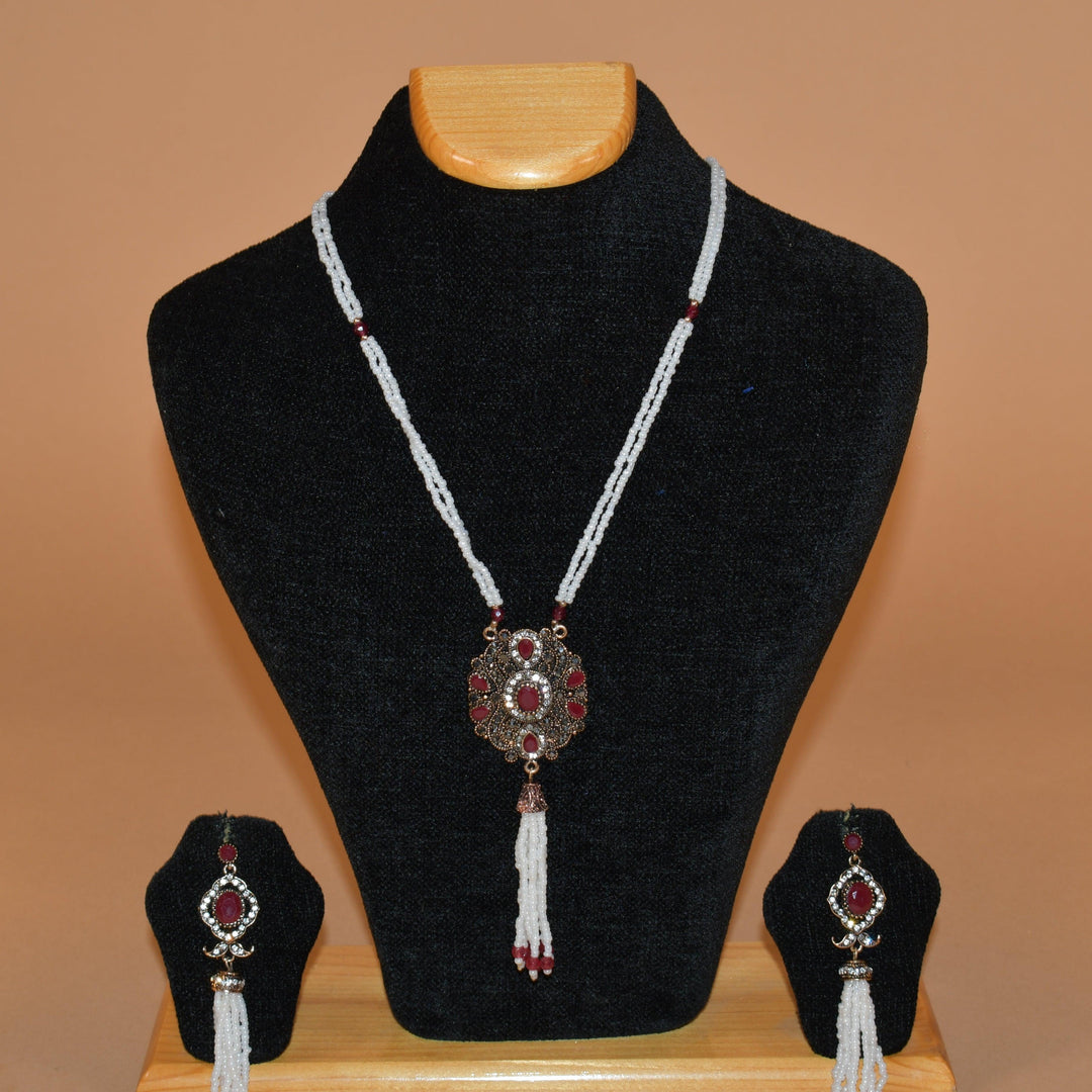 White Embellished Necklace Set