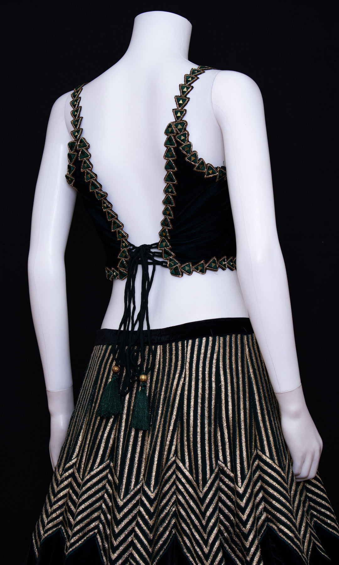 CC3246 - sarees and lehenga