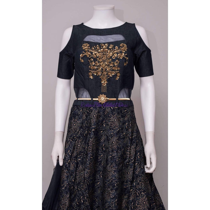 AG1226 - ANARKALI & GOWN