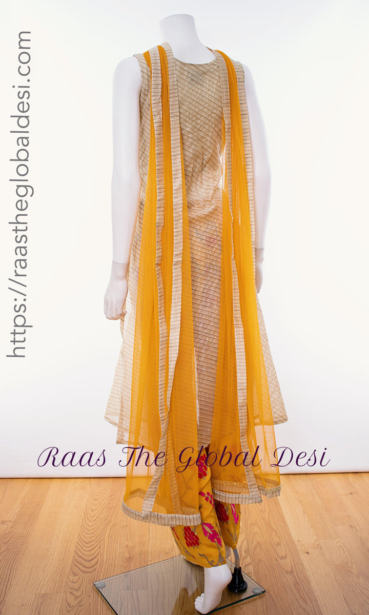 AG1625 - ANARKALI & GOWN