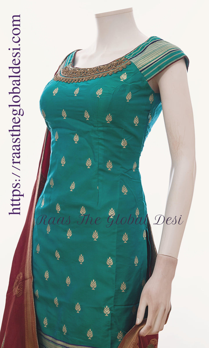 AG1420 - ANARKALI & GOWN