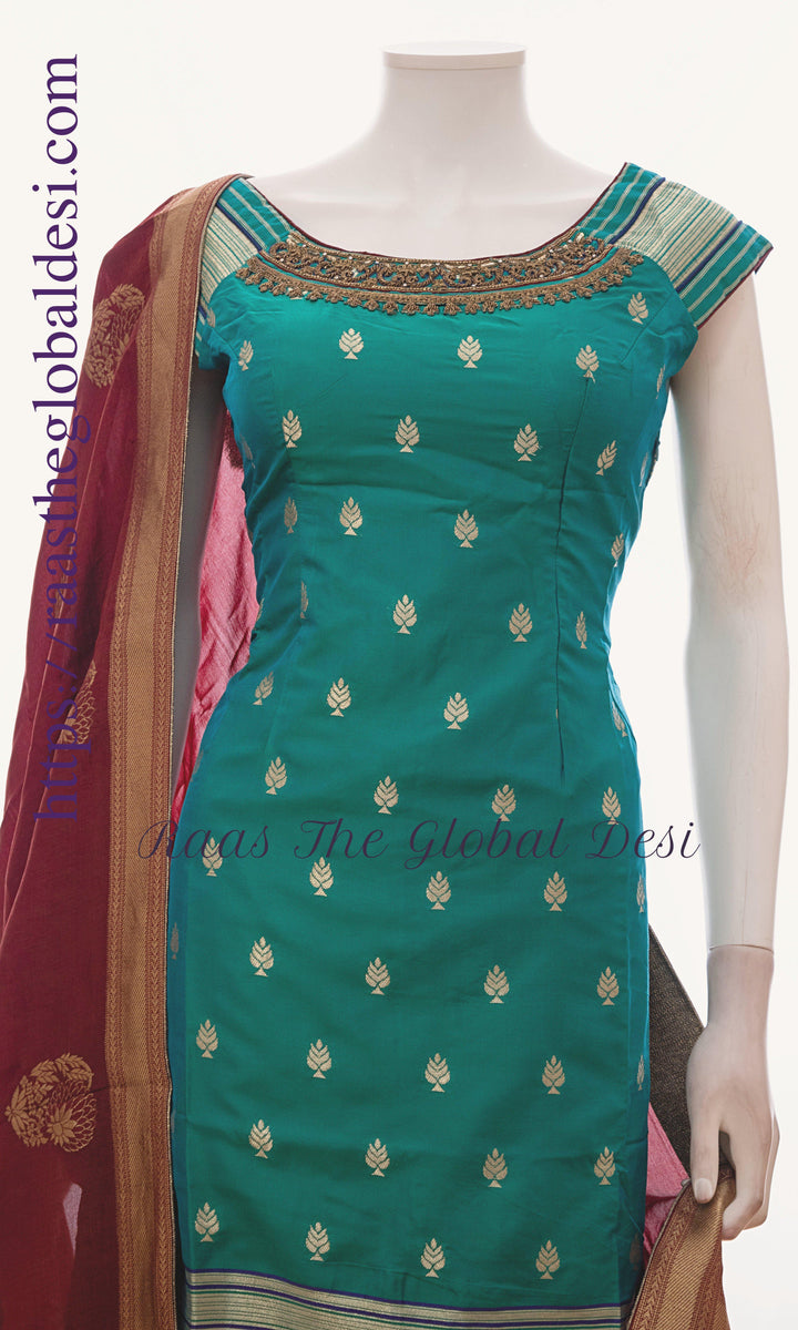 AG1420 - ANARKALI & GOWN