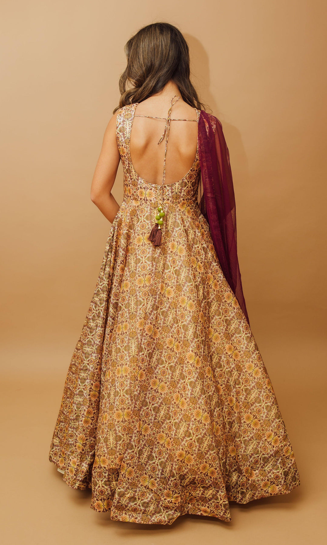 Georgette Embroidered Wedding Indian Gown, Round at Rs 2400 in Surat