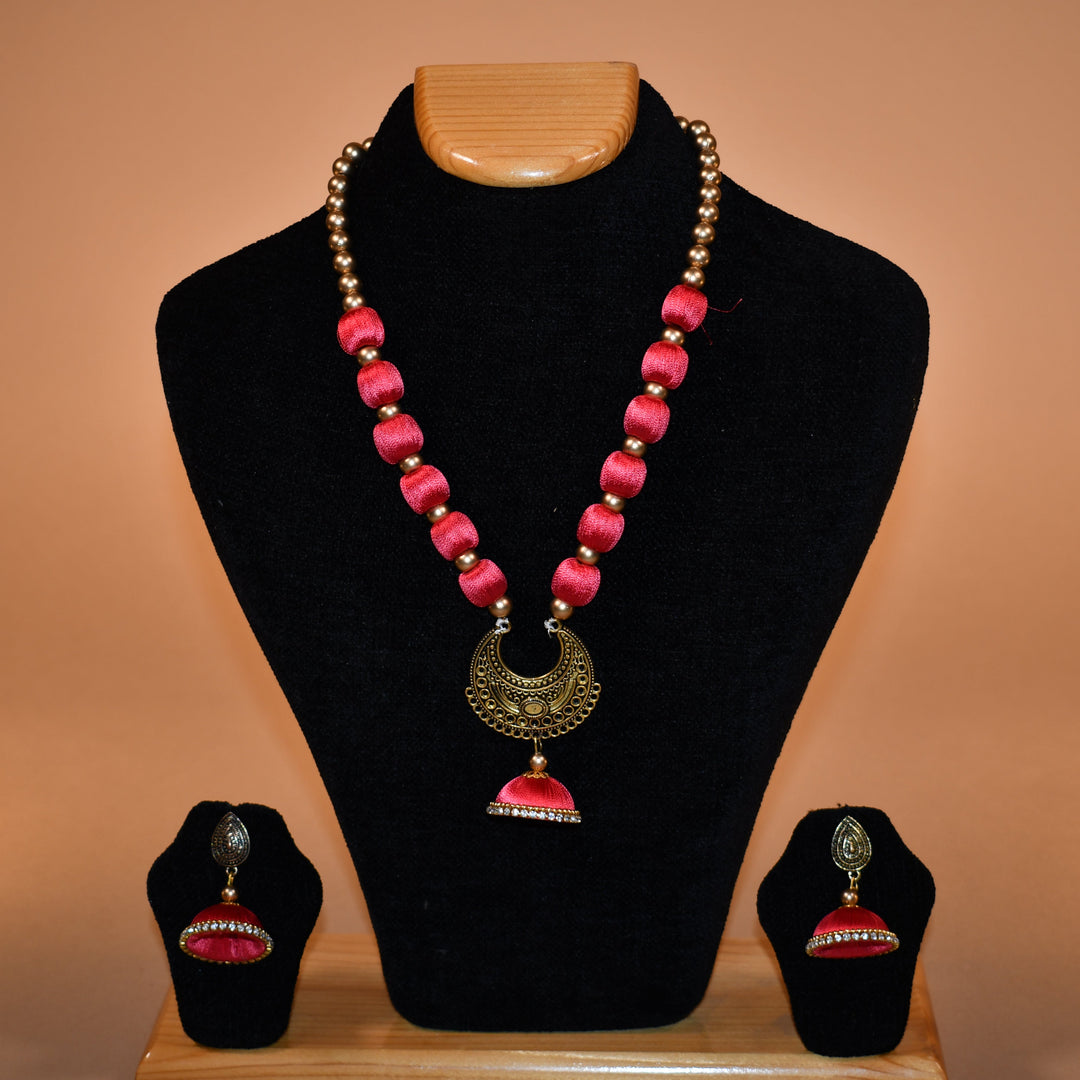 Beaded Shade of Pink Necklace Set