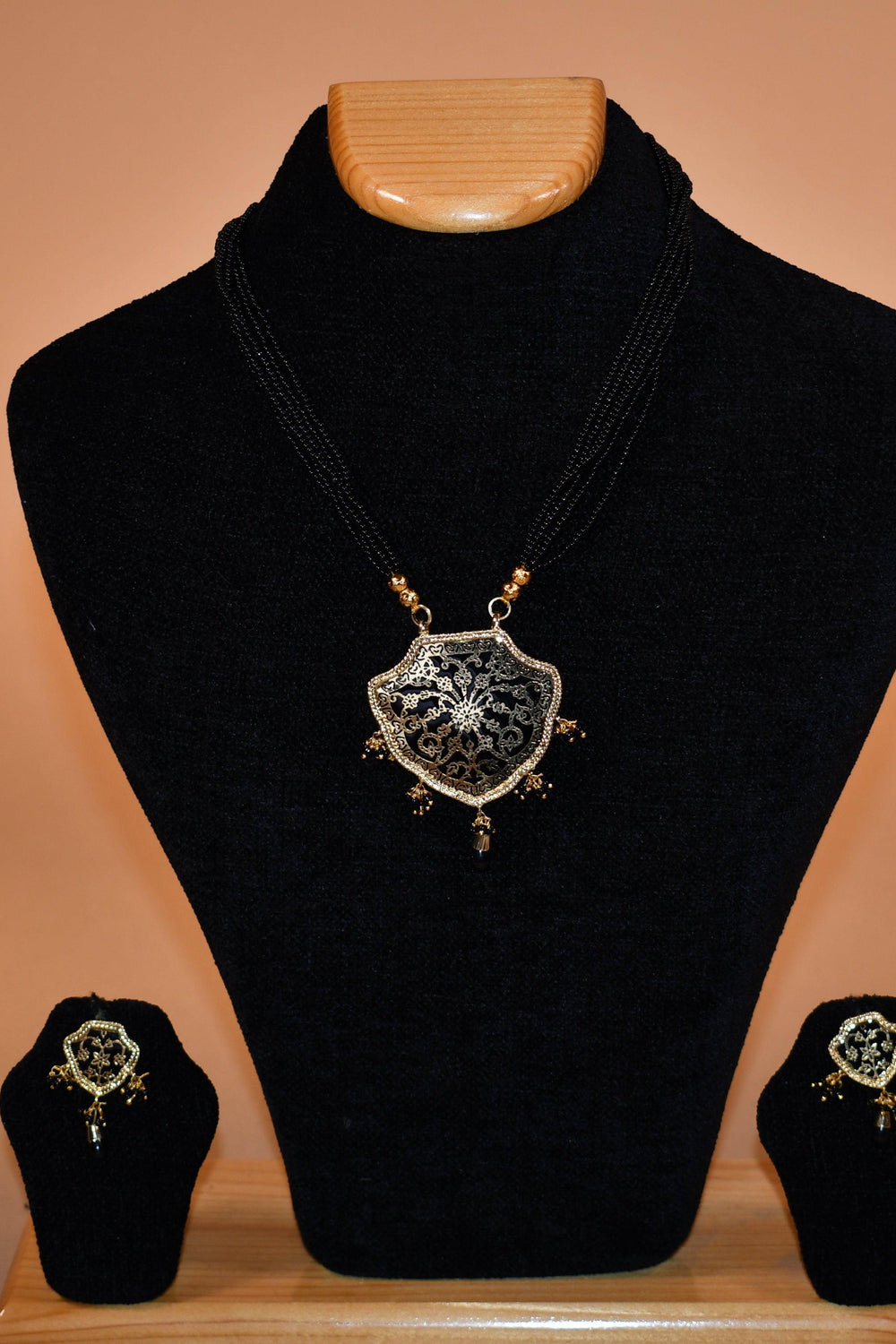 Black Multi Beaded Necklace Set FASHION JEWELRY RAAS