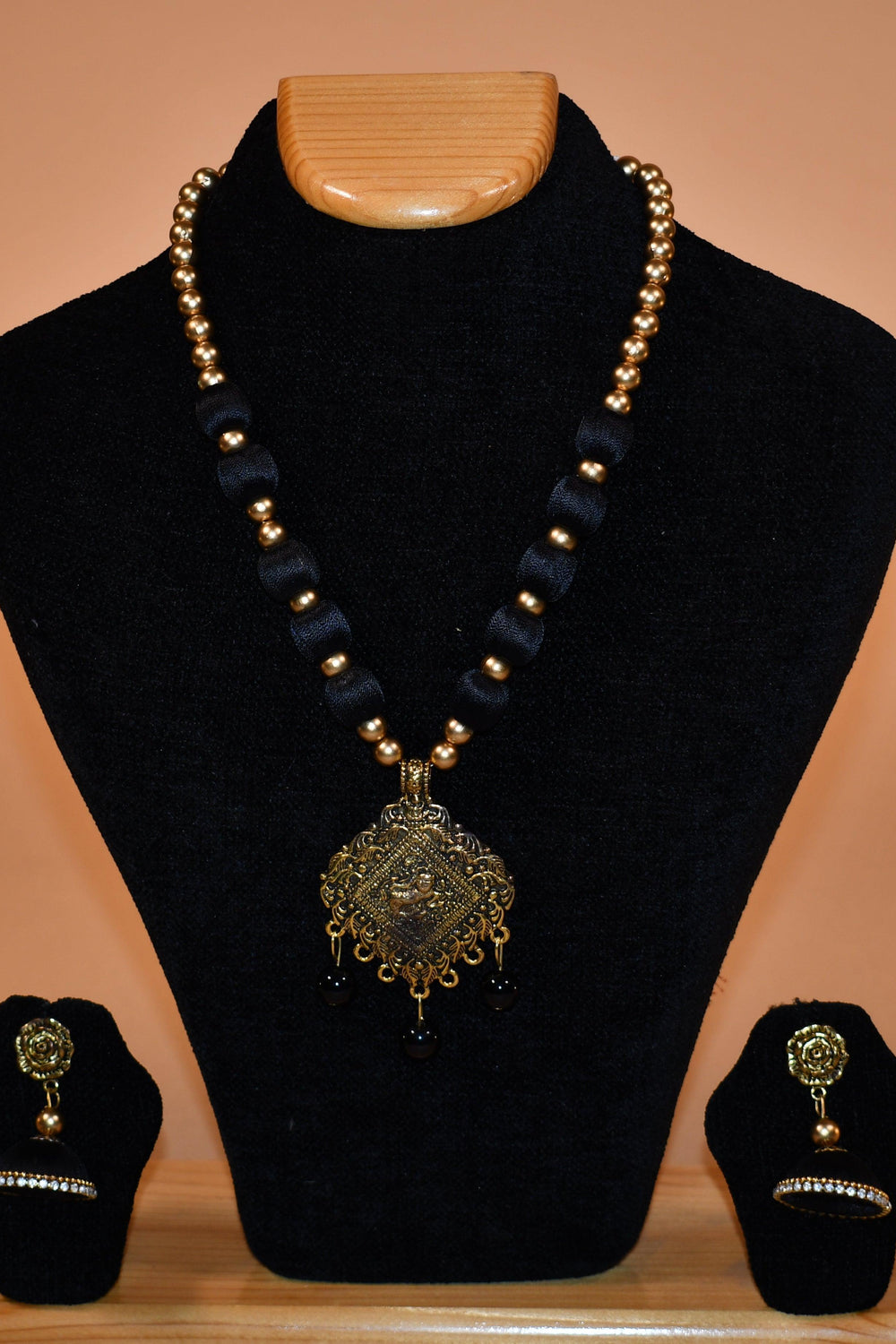 Black Necklace Set with Diamond Pattern FASHION JEWELRY RAAS