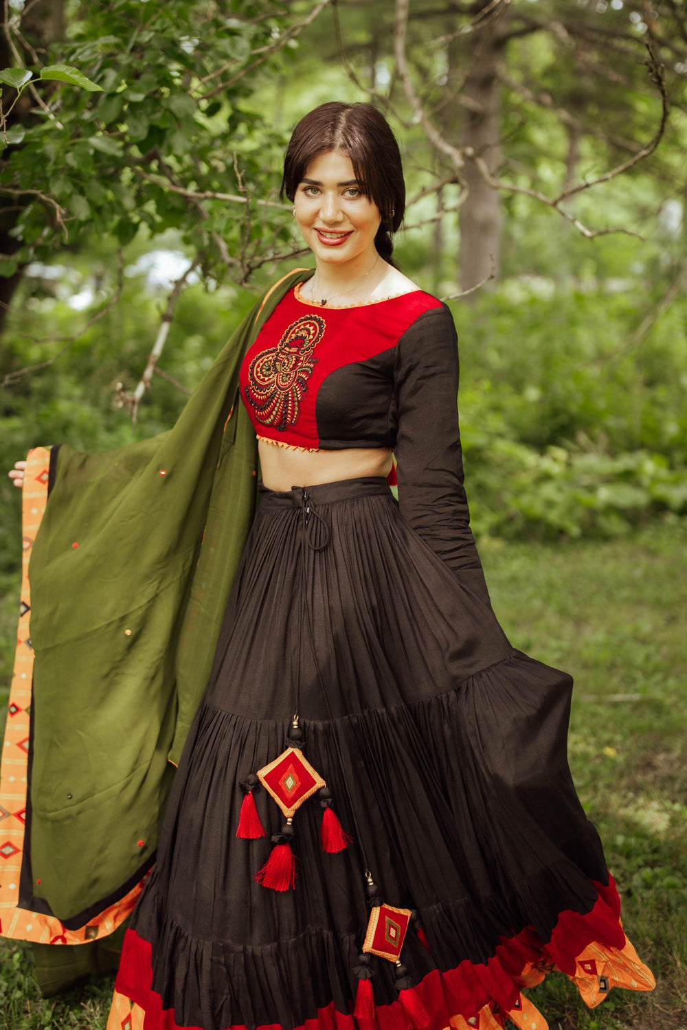 Black Red Flared Chaniya Choli Set Chaniya choli RAAS