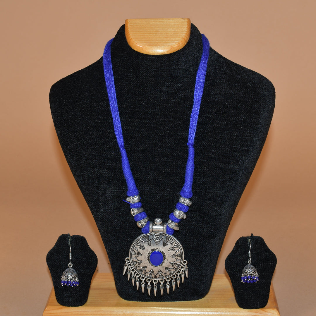 Bold Circular Blue Necklace Set