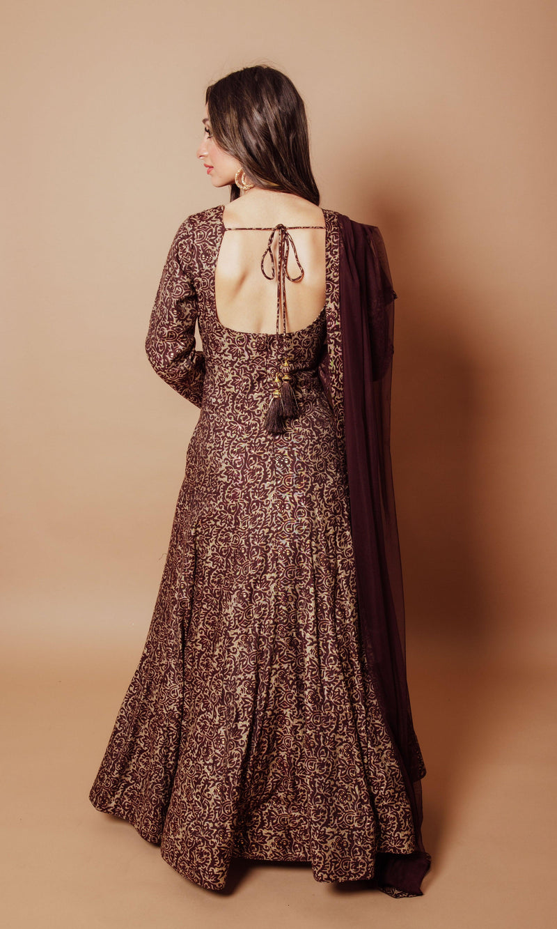 brown dress a line Brown A-Line Gown: Elegant Indian Dress
