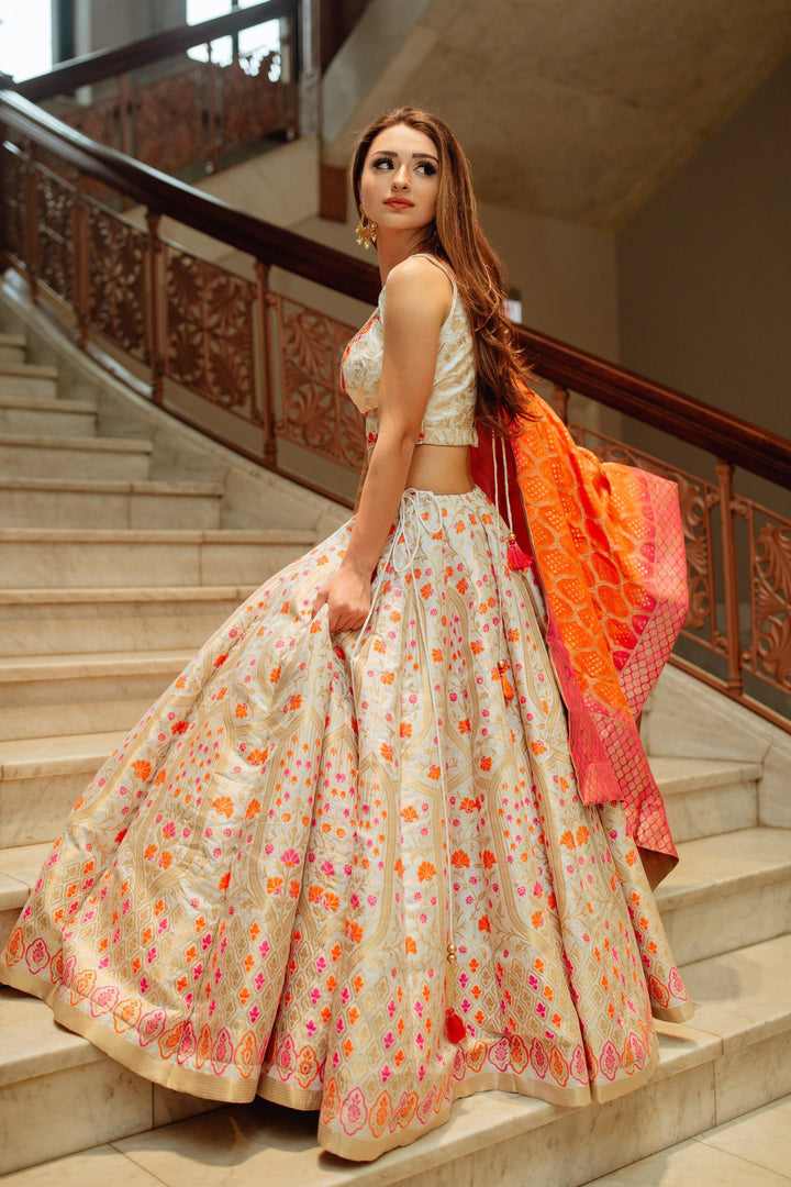 CC3203-[LEHENGAS]-[BRIDAL_LEHENGAS]-Raas