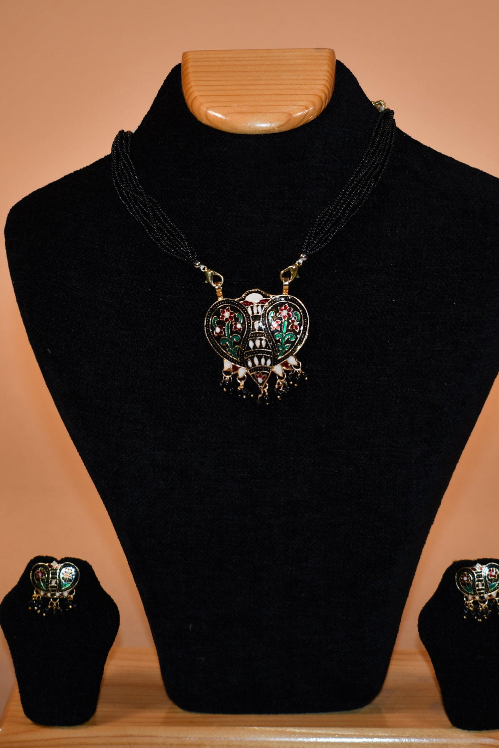 Classic Black Necklace Set FASHION JEWELRY RAAS