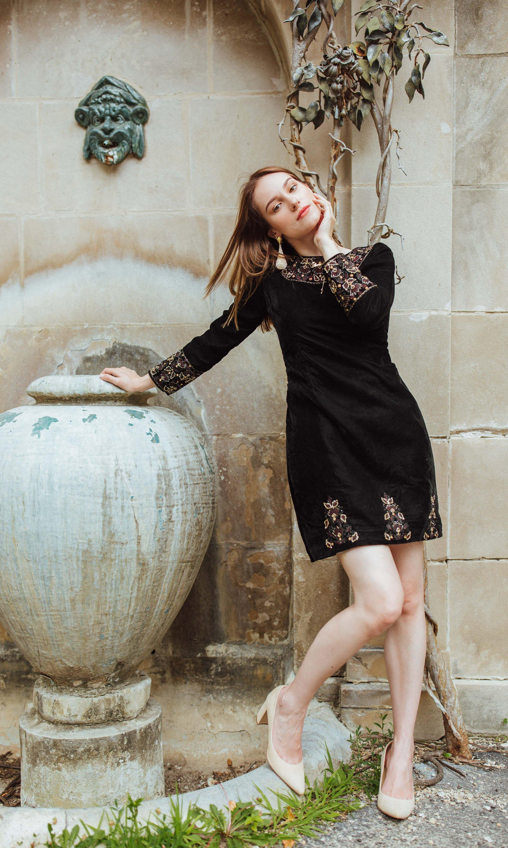 D1055 black dress with hand embroidery-dresses-[Tunics]-[Womens Tops]-[Croptops]