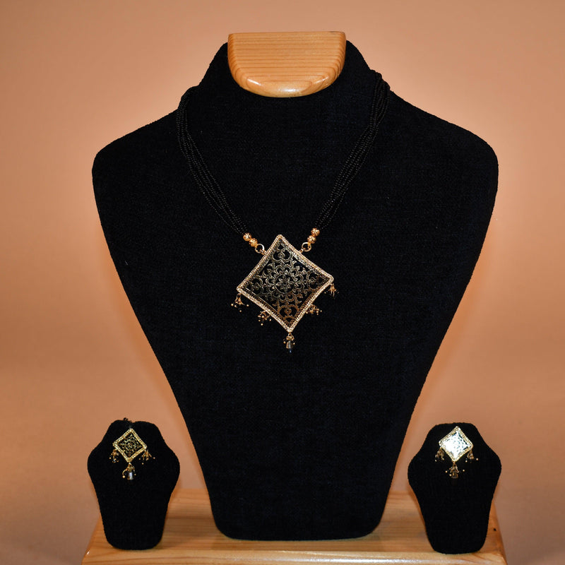 Diamond Black Necklace with Matching Earrings FASHION JEWELRY RAAS