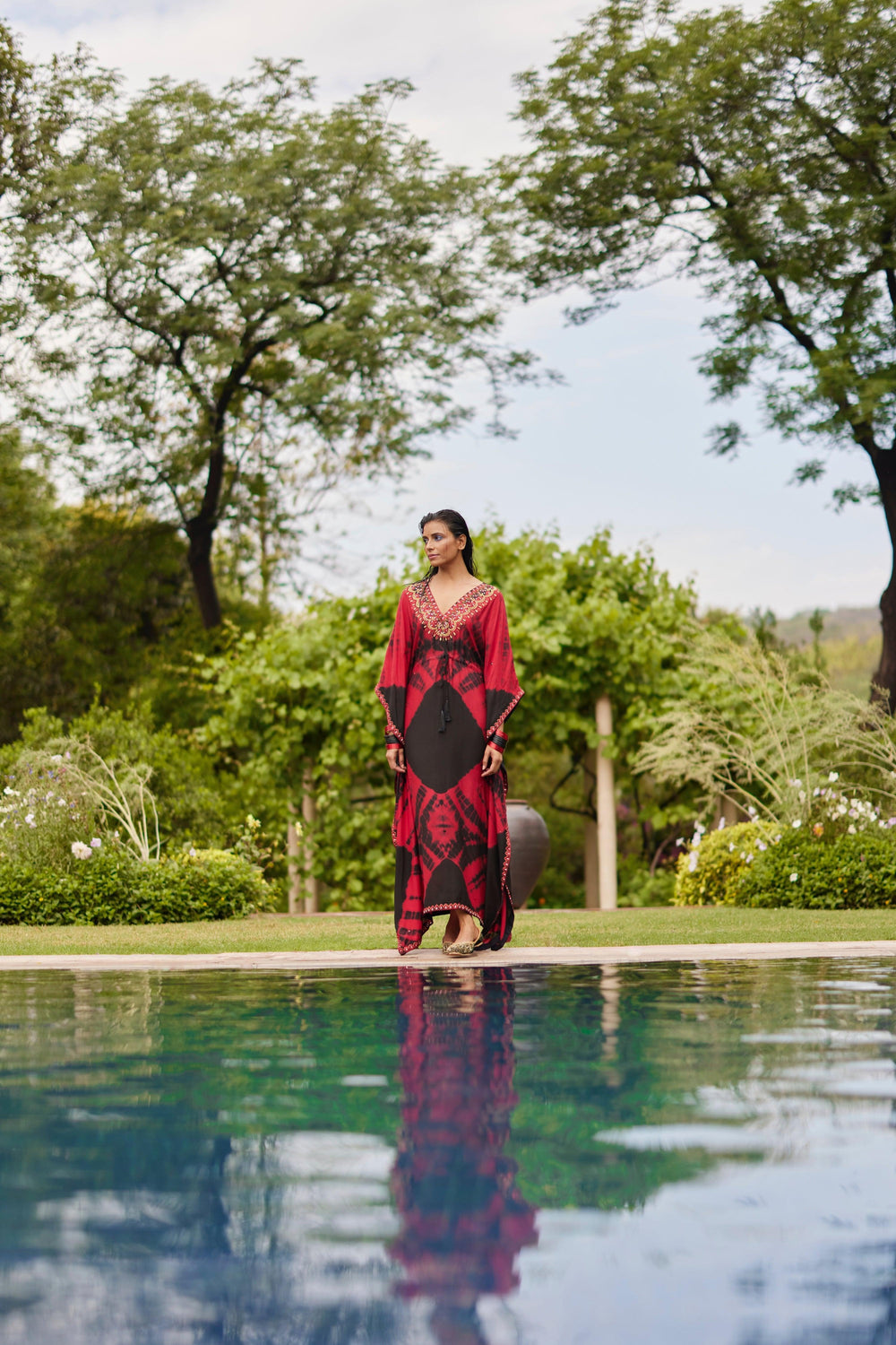 Embroidered Red and Black Kaftan KAFTAN RAAS