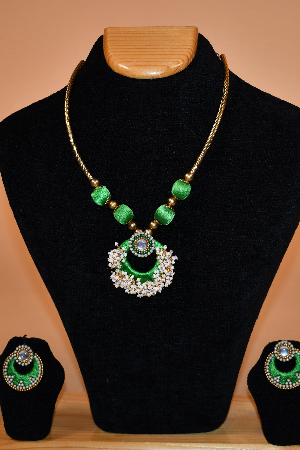 Green Resham Thread Necklace Set FASHION JEWELRY RAAS