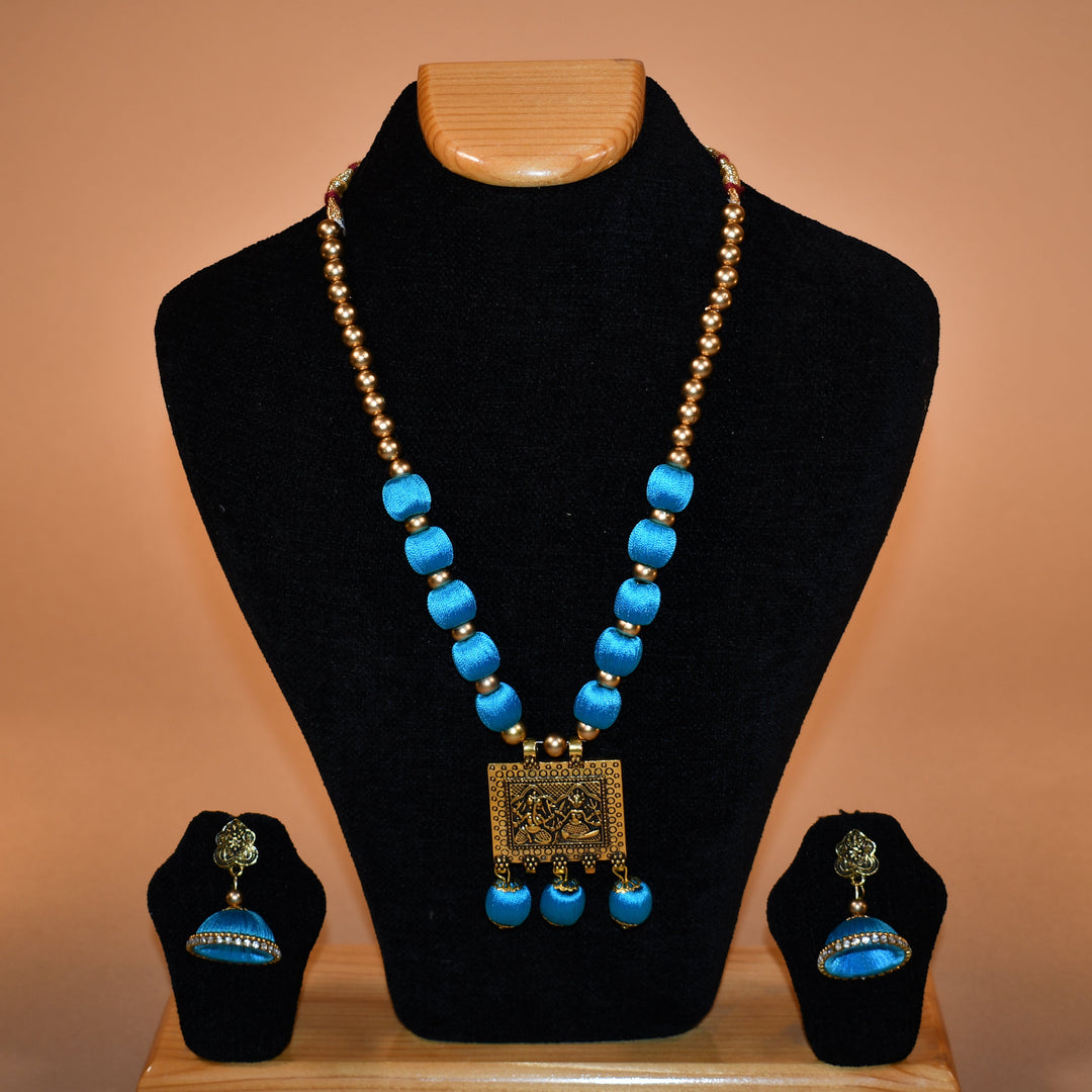 Light Blue Necklace Set 