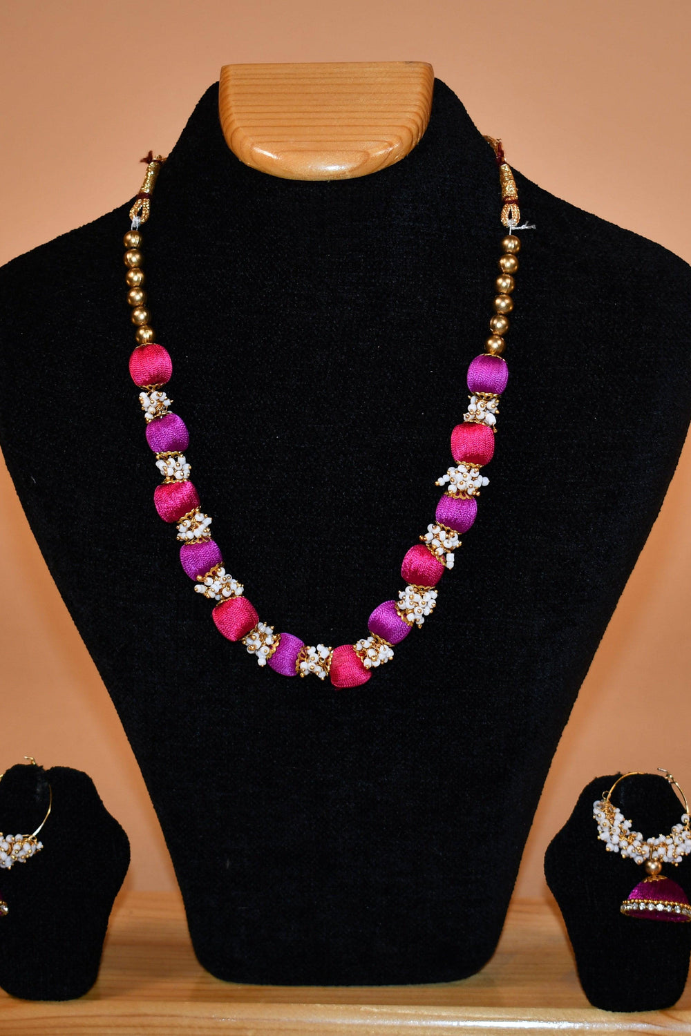 Multicolor Necklace with Intricate Earrings FASHION JEWELRY RAAS