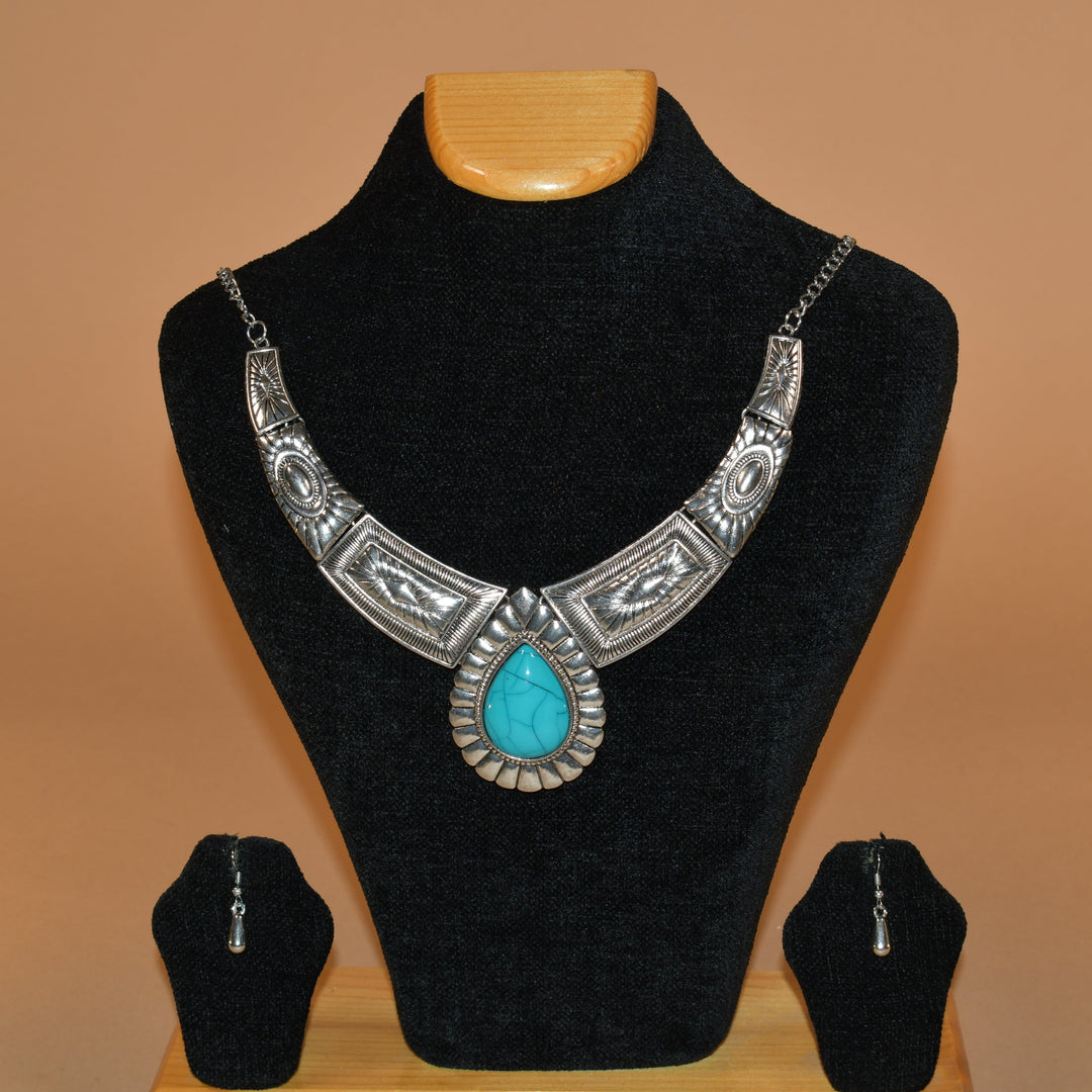 Oxidized Blue Tear Drop Necklace Set