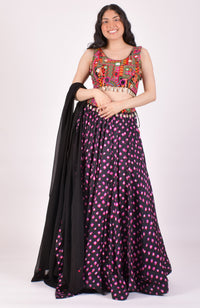 Black Bandhej Kutchi Chaniya Choli With Shells