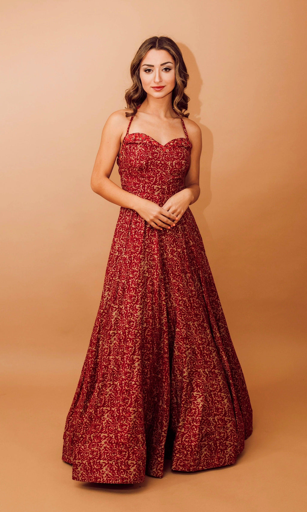 red embroidered dress Sia Long with Embroidery: Elegant Cotton-Silk Gown L / Size:Small/Medium Summer22 Make a dramatic royal Black Sleeveless Wrap Maternity