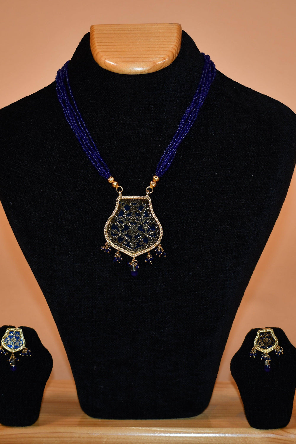 Shade of Blue Necklace with Intricate Patterns FASHION JEWELRY RAAS
