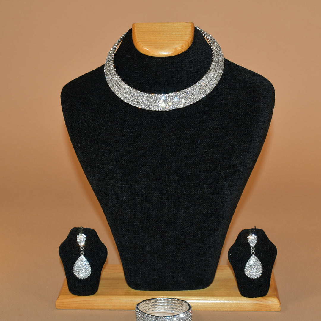 Simplistic Necklace Set with Bangel