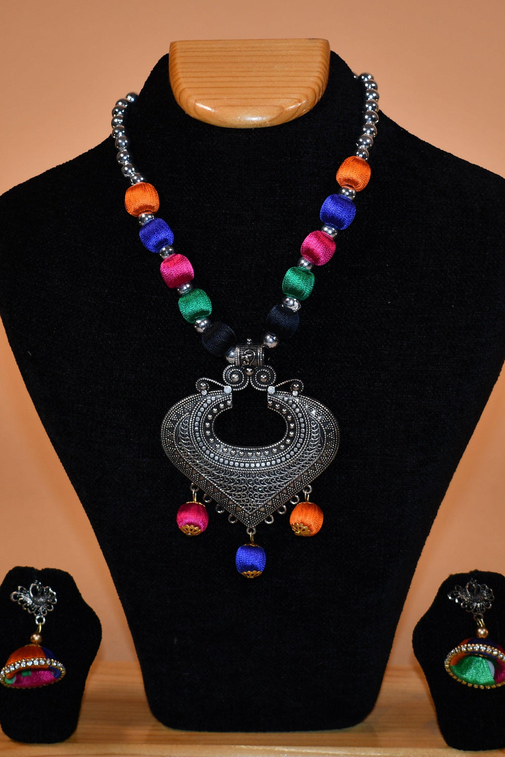 Vibrant Mulitcolor Beaded Necklace Set FASHION JEWELRY RAAS