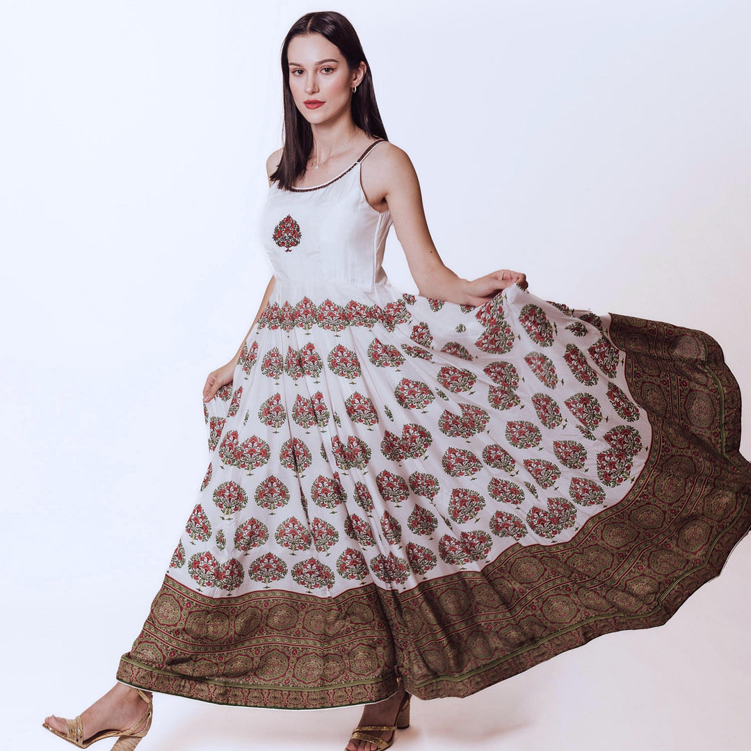 White Gown ANARKALI & GOWN RAAS