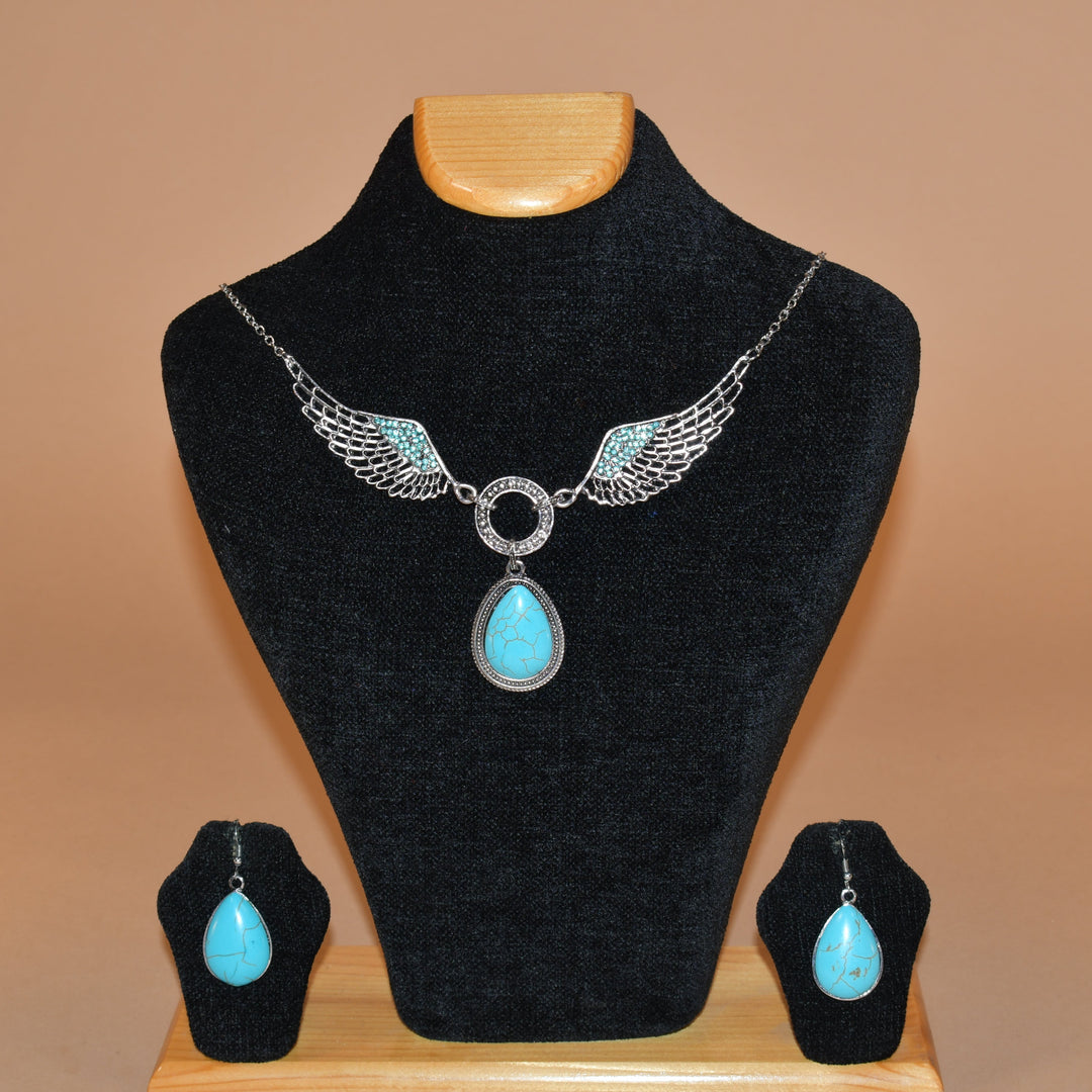 Wing & Tear Drop Themed Necklace Set