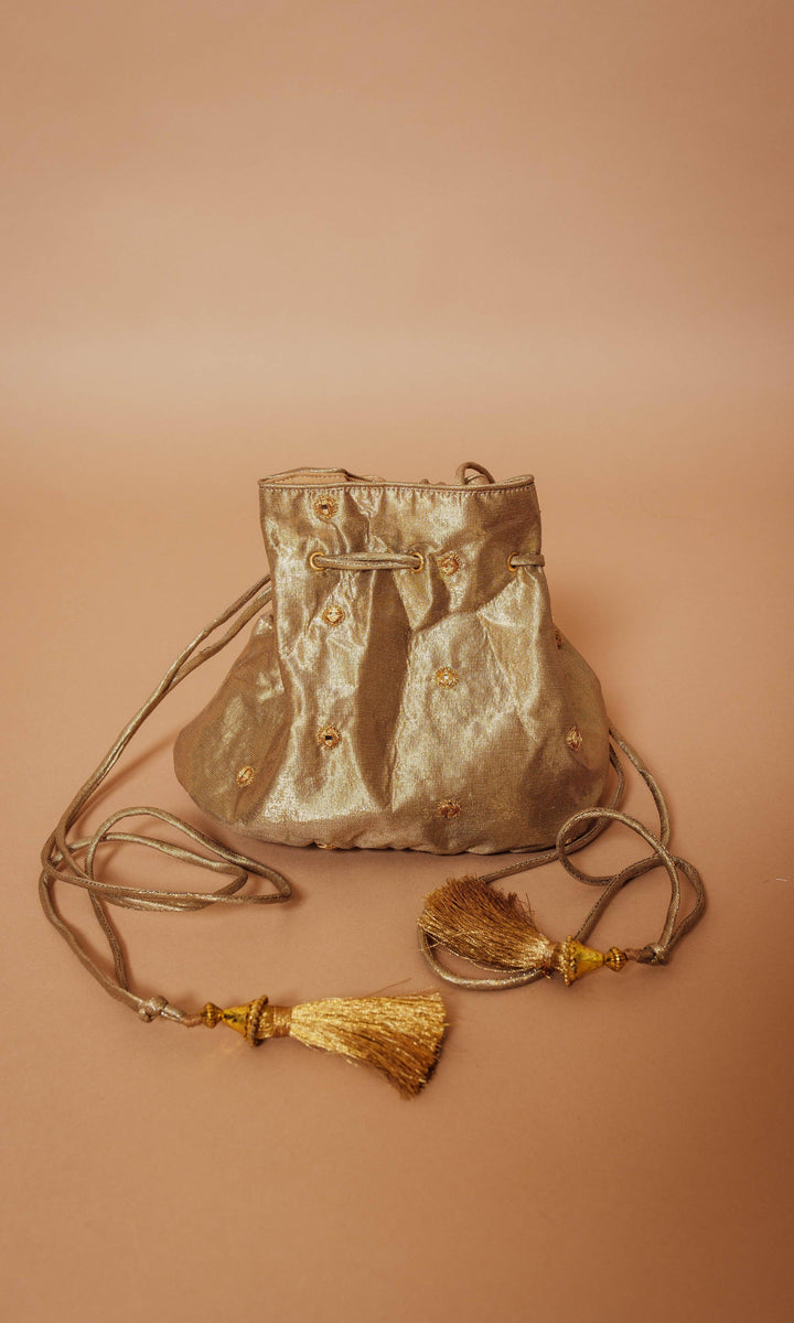 AB1074 GOLD POTLI BAG - Raas