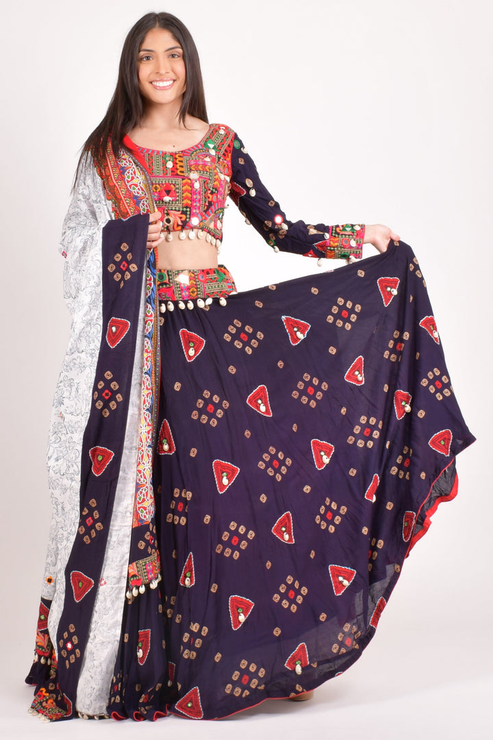 Ciao Embroidered Navratri Chaniya Choli - Raas