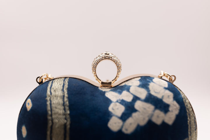 Heart AARA CLUTCH with Long Chain - Raas