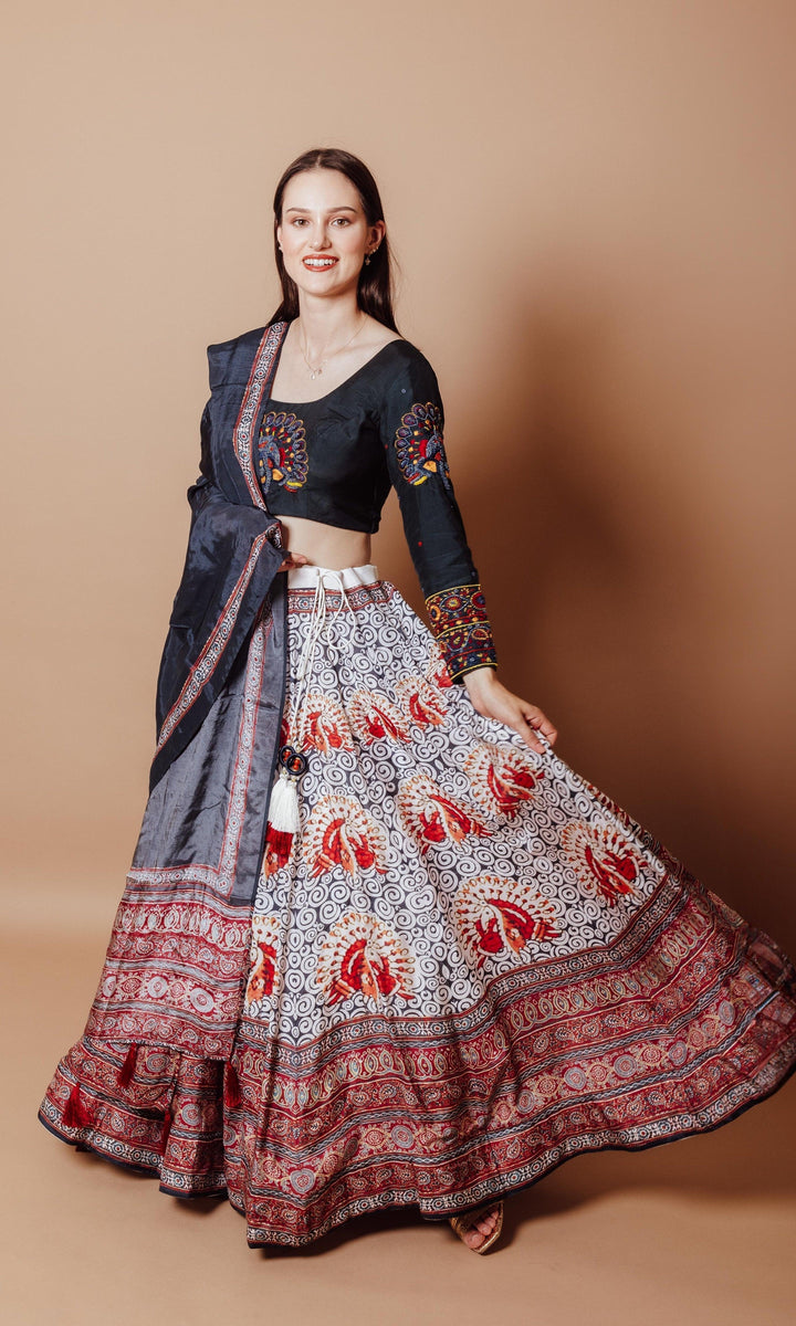 CC3775-[lehenga_choli]-[chaniya_choli]-Chaniya choli-Raas