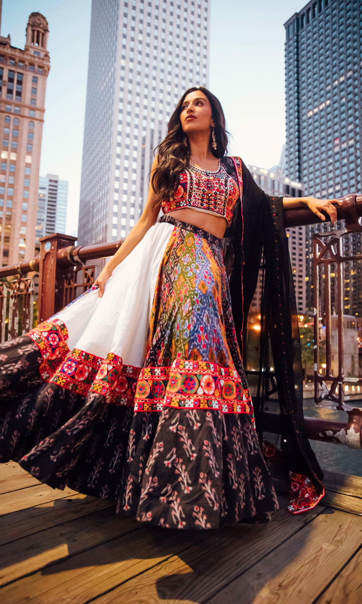 CC3625-[black_lehenga_choli]-[black_chaniya_choli]-[black_lehengas]
