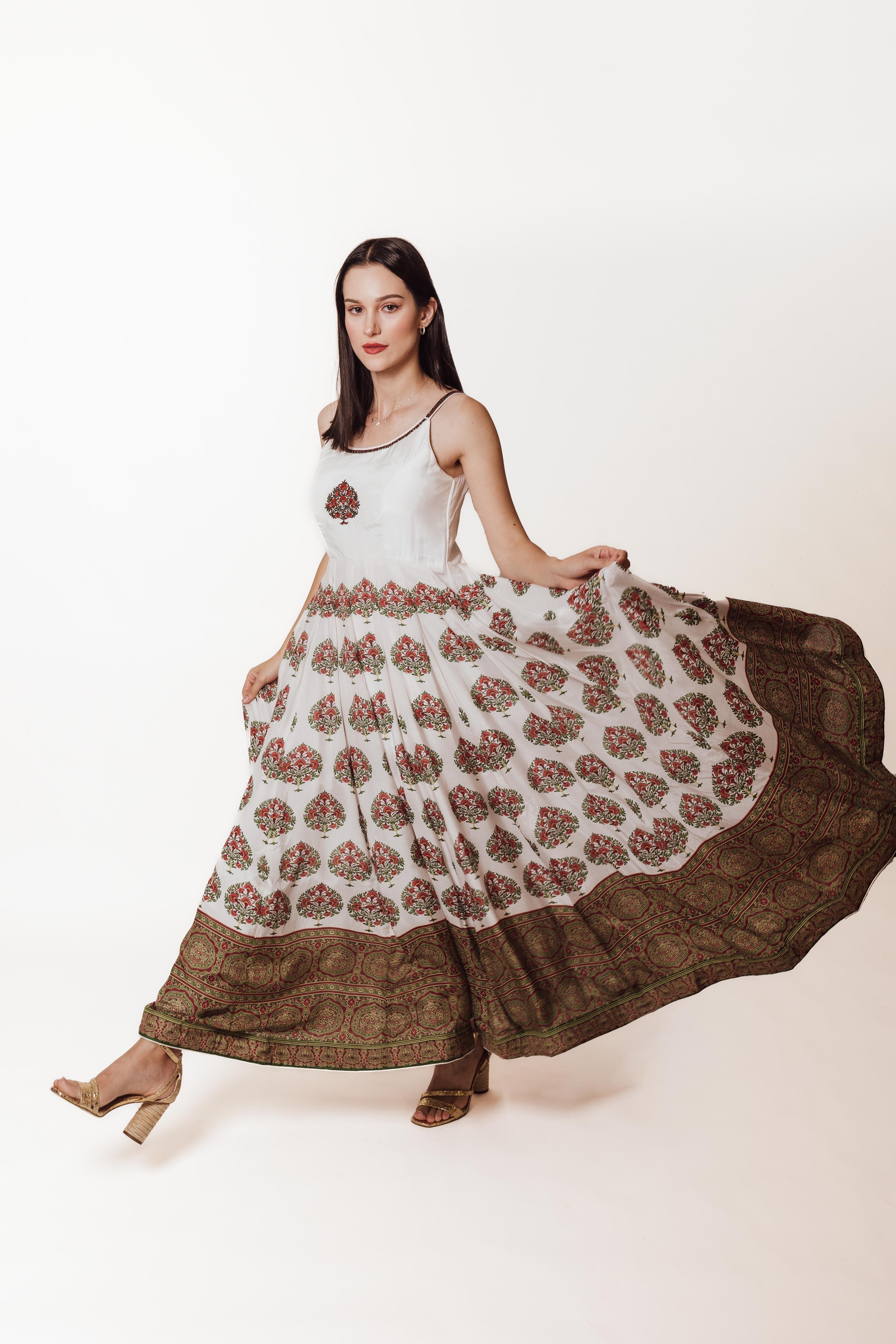 BUY THE LATEST DESIGNER ETHNIC DRESSES FOR WOMEN AT AFFORDABLE PRICE –  Rajkumari: Clothing Brand for Women & Girls in India