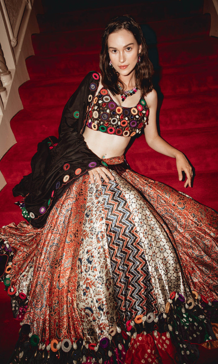 SLOAN LEHENGA-[LEHENGAS]-[BRIDAL_LEHENGAS]-Raas