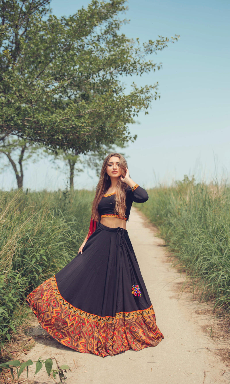 Black Print Trim Chaniya Choli Set Chaniya choli RAAS