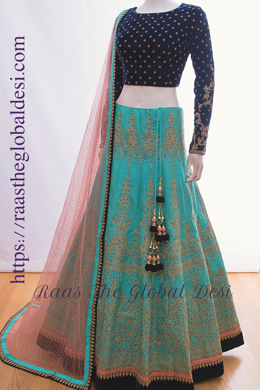 CCNR1006 CHANIYA CHOLI RAAS