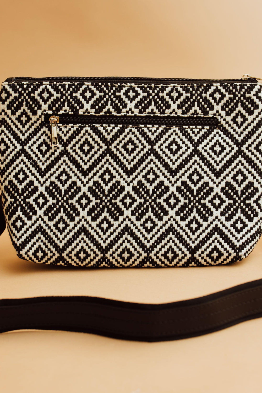 INAYA combo AB1066 - Tote, Sling bag and Sunglasses BAGS RAAS