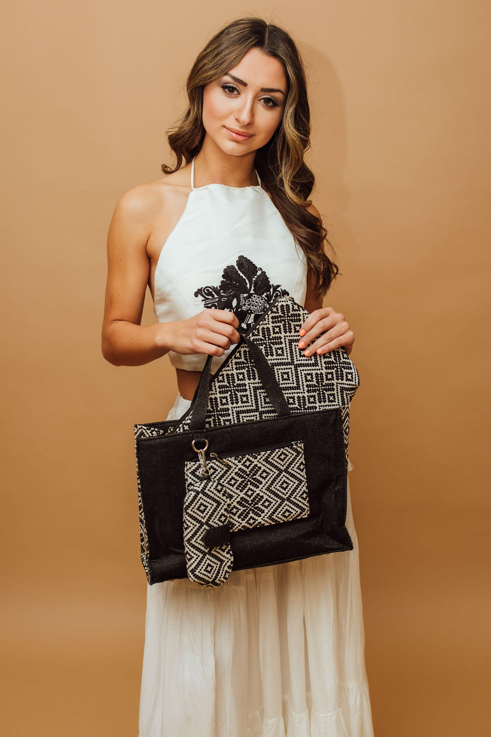 INAYA combo AB1066 - Tote, Sling bag and Sunglasses BAGS RAAS