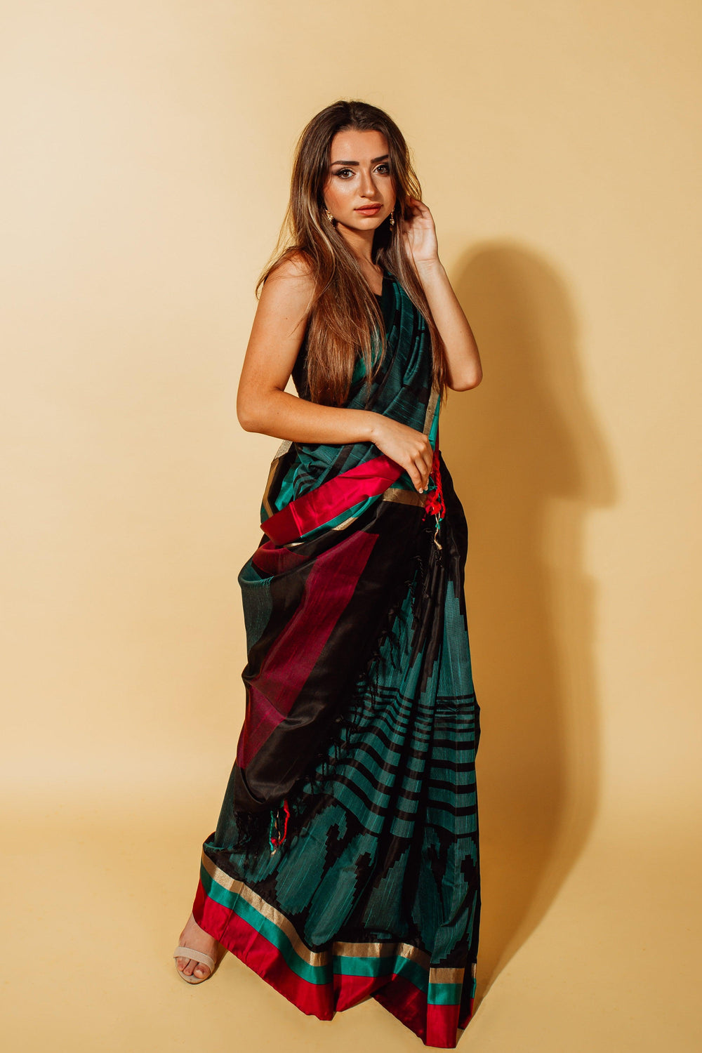 SR1096 SAREES RAAS