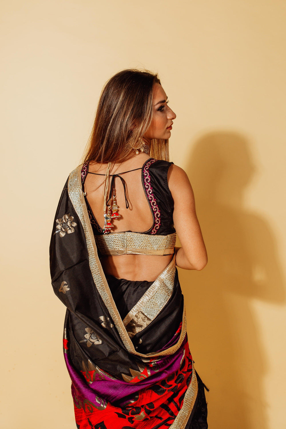 SR1098 SAREES RAAS