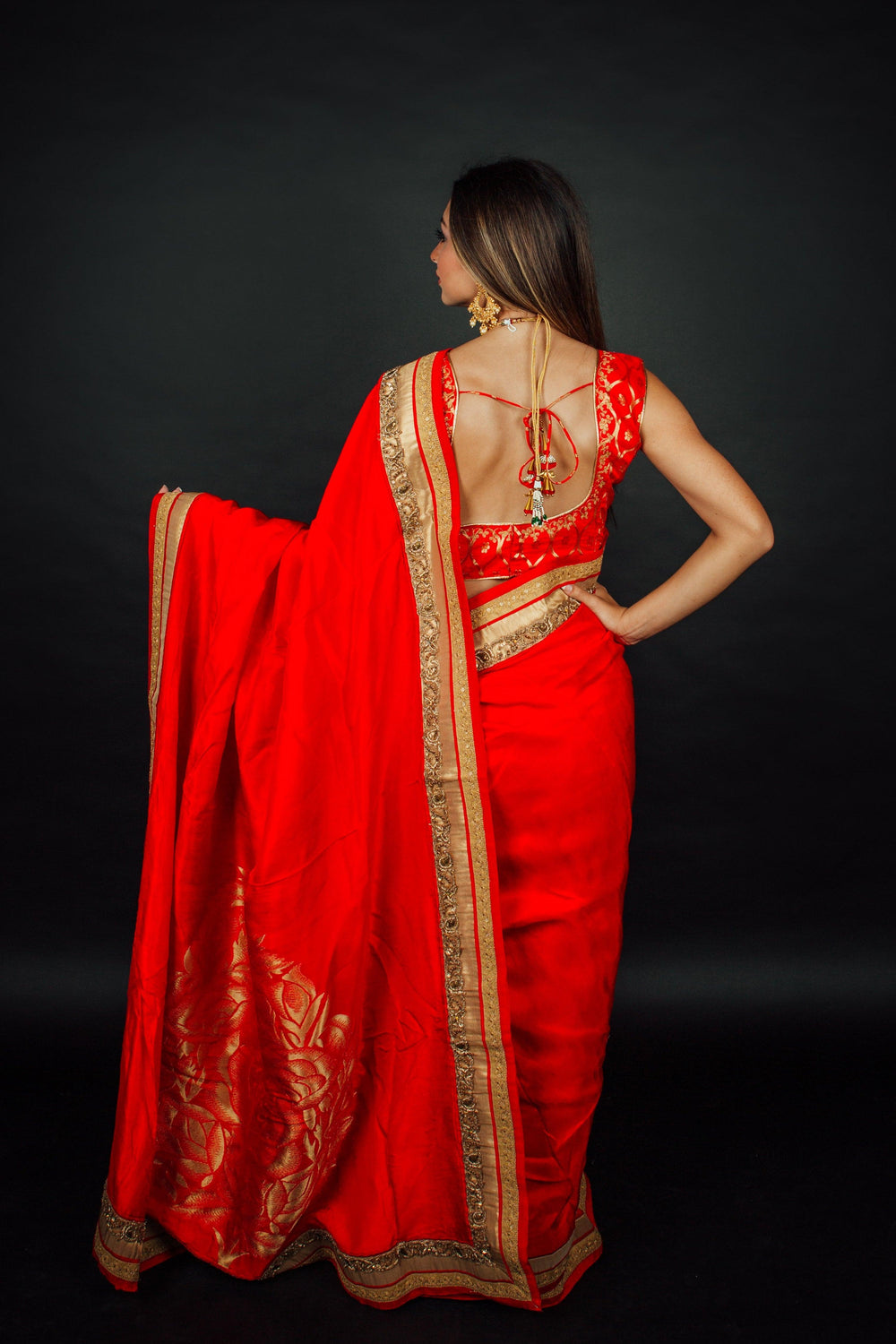 SR1103 SAREES RAAS