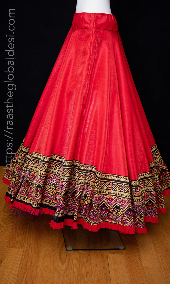 BO1007 - SKIRTS