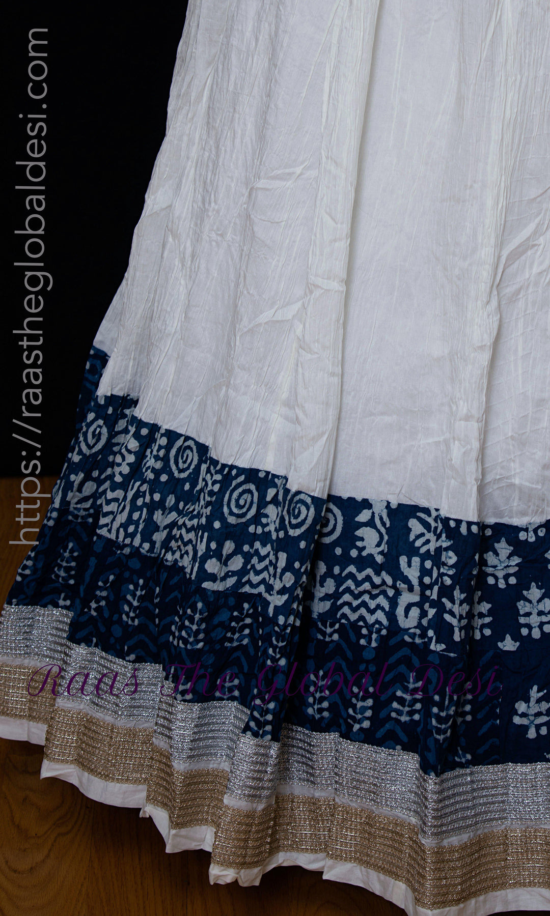 BO1022 - SKIRTS