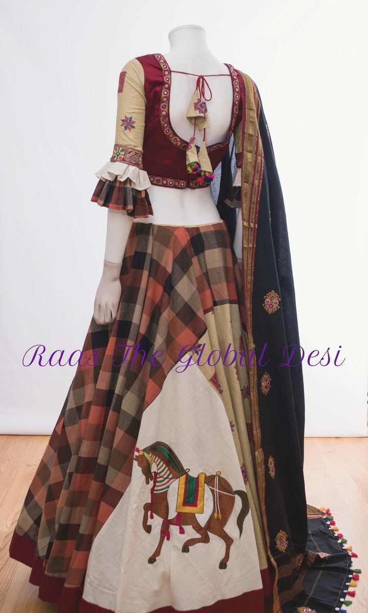 CC2297 - CHANIYA CHOLI