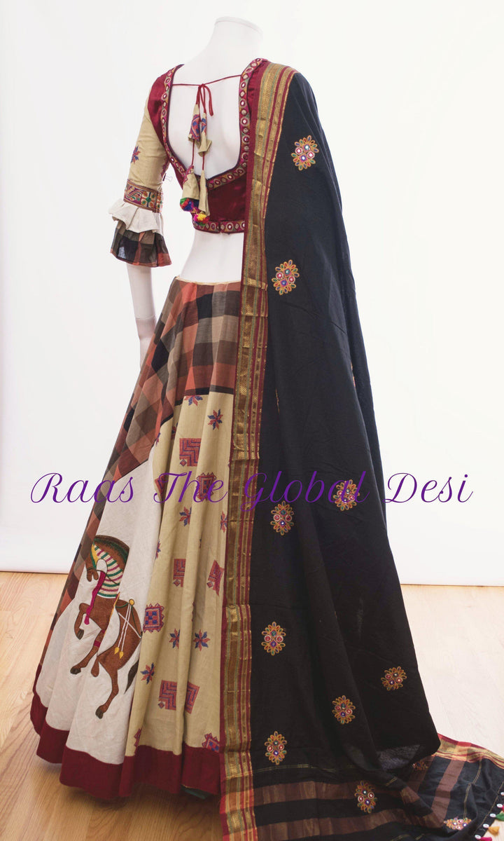 CC2297 - CHANIYA CHOLI
